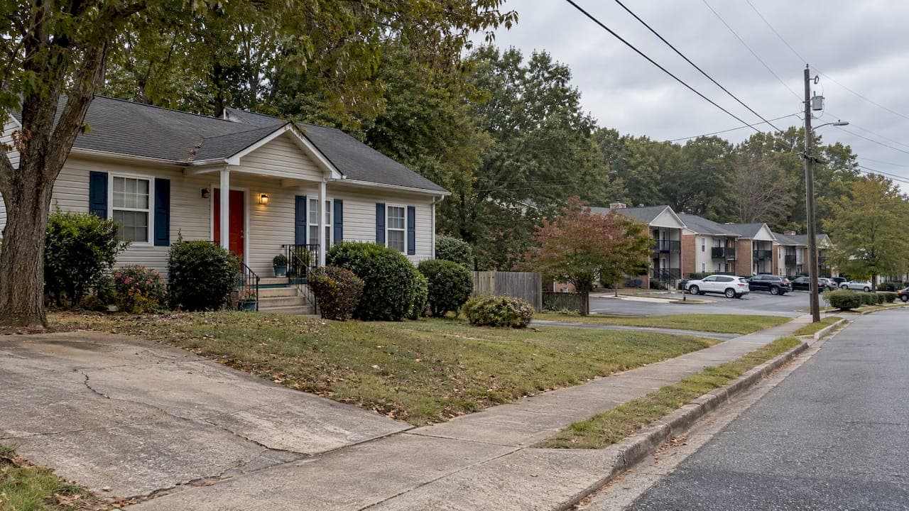 Austell Rental Market: $1,759 Median and 30106 vs 30168 ZIP Gap